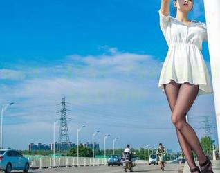AISS爱丝(钻石版) – 泳衣写真，不是泳池边的日常，而是赵梦洁的夏日传奇！