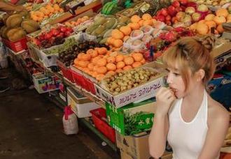 AISS爱丝(黄金版) – 街角的欣杨：原图和写真，为什么发出这样的魔力？
