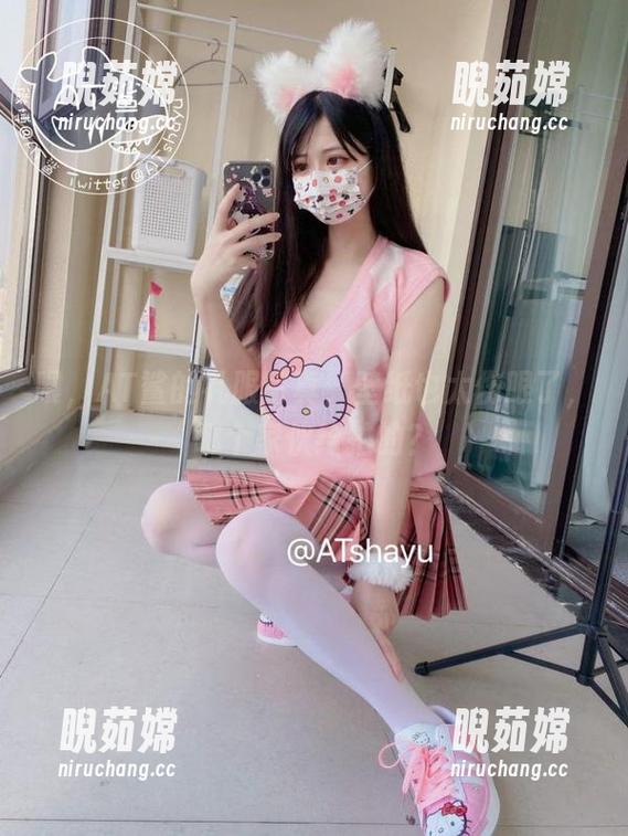AT鲨 喂,AT鲨的礼服写真,壁纸也太伤眼了,哪个家伙给拍的?