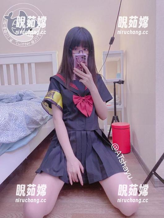 AT鲨牛仔裤美图在发光，在线一探究竟的时刻到了！