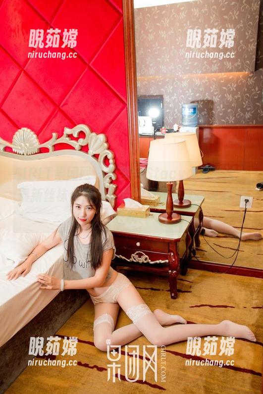 GIRLT果团网-何梦兮Stacy GIRLT果团网 - 何梦兮Stacy大胆尝试:最新丝袜合集,照片效果简直呃…这样也可以?