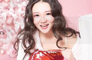 GIRLT果团网 – 周大萌的天台全套，怎么能不探个究竟呢？