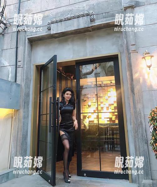 Jessie婕西 微密圈 - Jessie婕西的写真:一系列抓心合集,别问,问就是好心情
