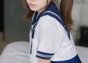 不来点独特的分享？喵糖映画和她的舞台少女作品，有点小期待呢