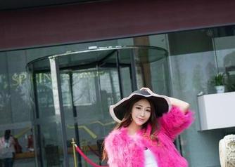 MiStar魅妍社 – 黄歆苑棉袜写真：你以为网盘只能存文件？不，这也是存美丽的地方！