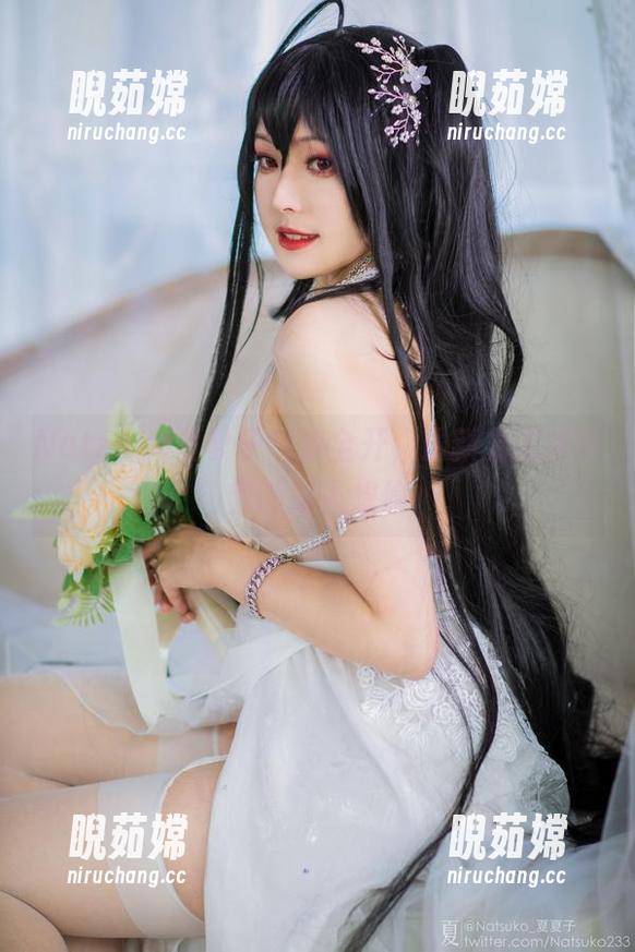 Natsuko夏夏子 Natsuko夏夏子气质全开,最新男友衬衫套图让人想偷
