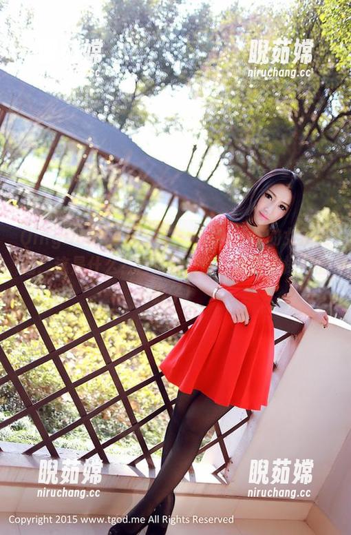 QingDouKe青豆客-伍月yuer QingDouKe青豆客 - 伍月yuer的女神美图:这是什么?自拍的巅峰,我要追捧她的影子!