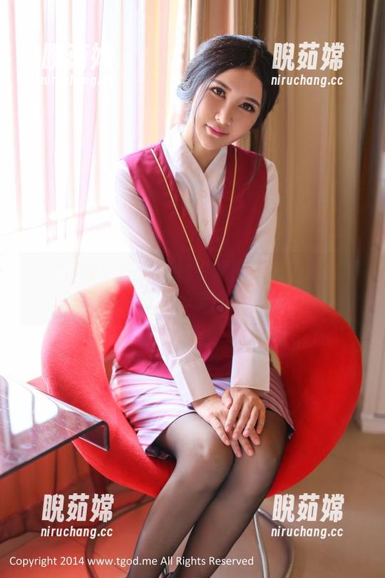 TGOD推女神-王语纯 TGOD推女神 - 图片中的王语纯,把礼服穿出了一种莫名的意味