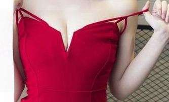 UGirls尤果网 – 李宝儿的高清日常图集，日常生活不只是吃喝拉撒，还有一些出奇制胜的小尴尬！