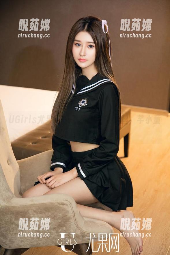 UGirls尤果网-芊小童 UGirls尤果网 - 私房照里的灰丝,芊小童这原图仿佛在撒娇。