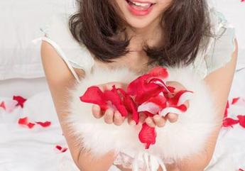 UGirls尤果网 – 陈怡曼的花嫁全集，谁说婚纱只给新娘穿？