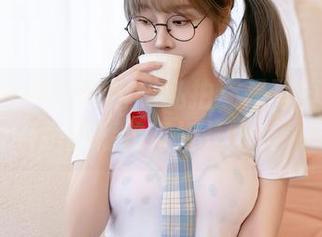 XINGYAN星颜社 – 私拍还是写真？Erikaki把剧情拉得好长好长……