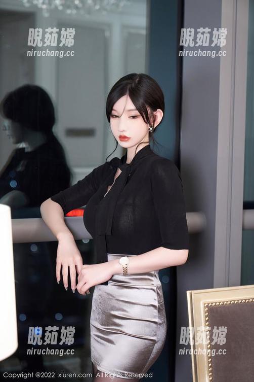 Xiuren秀人网-杨晨晨Yome Xiuren秀人网 - 杨晨晨Yome长裙合集:别问我为什么偏爱长裙,可能是因为我也想用风的力量掩盖我的尴尬吧!