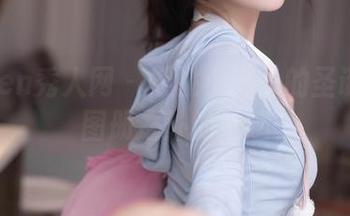 Xiuren秀人网 – 樱桃小阑子的圣诞梦：图册之外的妙趣