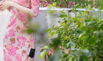 Xiuren秀人网 – 高清分享糯美子Mini女王帽子下的“玄机”？猜猜看