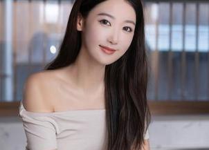 Xiuren秀人网 – 在居家的乐趣中，舌尖上的菊花ace图包分享