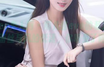 Xiuren秀人网 – 雨儿酱eve的私拍作品：蕾丝与风的低语，你听见了吗？