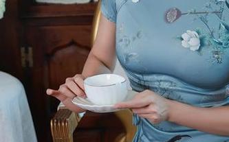 Xiuren秀人网 – 这套黄婧GIGI长腿写真，下载后你可能会心虚。