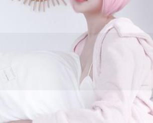 今天的eloise软软女神，最新一波好戏，分享给你们这些好眼光的人。