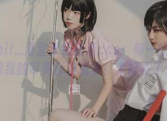 fushii_海堂泳装高清cos：每一帧都在跟我的审美标准抗争！太好看了！