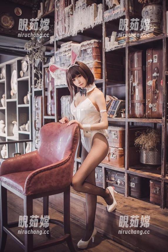 乖乖衣宝 这图集里的兔女郎,乖乖衣宝是不是在骗我们?