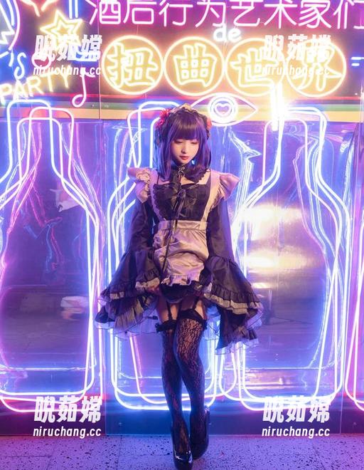 九九八吖 九九八吖带回家的吊带图集,你信不信我也想穿试试?