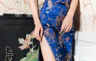 克拉女神 – 汤怡更新了图集，来瞧瞧她的小秘密，嘿嘿