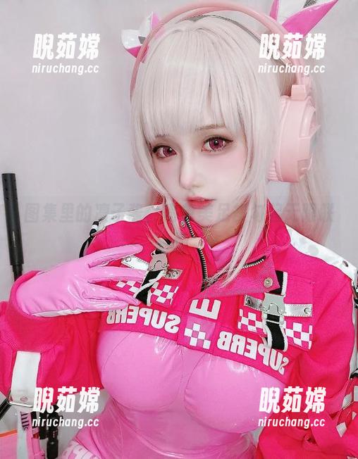凛子酱 图集里的凛子酱,简单美足却勾起无限联想