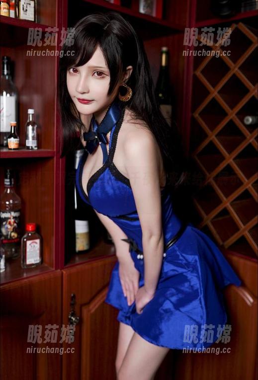 定制那双完美美足，千夜未来来给你展示！