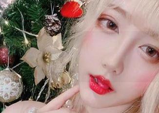精选啾小妍Deer的天使，少了一点娇嫩，多了点俏皮，难道这就是“天使”的另一面？