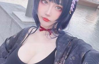 一探啾小妍花嫁系列的图片合集，那个轮廓、那个神态…似乎全都充满了悬念？