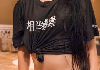 头条女神 – 作品全集：当尹菲遇上纯白，究竟哪些细节又勾起了我的好奇心