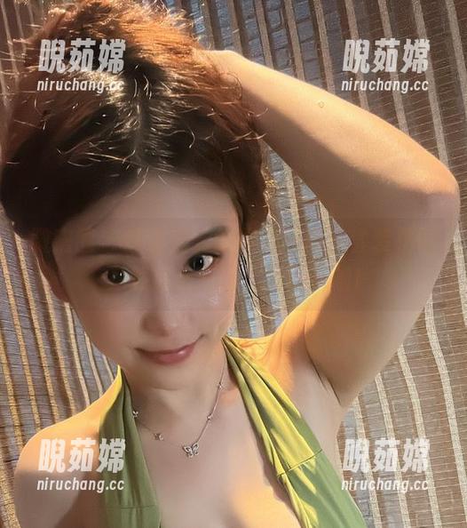 奶雯 微密圈 - 这组奶雯的精选写真,套装搭配竟然那么有趣,太好玩啦!