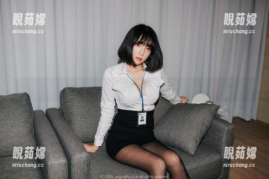 姜仁卿(강인경)的黑丝私房：这些绝对不只是黑色的丝绸呀！