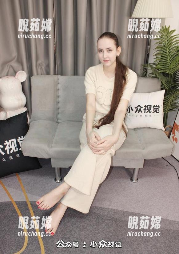 小众视觉-洁洁 小众视觉 - 黑白不是简单的选择,洁洁精选了什么我们难以理解的呢?