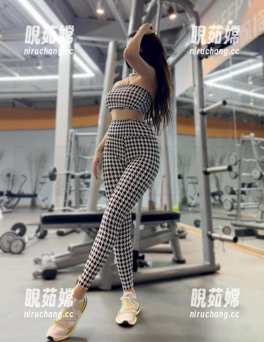 小猫咪ck 微密圈 - 请保持冷静,小猫咪ck的《长腿》无圣光图包把你逗得要飞起来了!