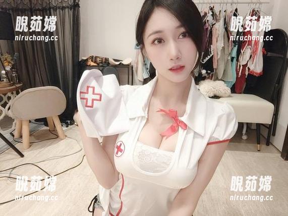 小玉吃果冻 微密圈 - 谁去泳池不过是为了拍小玉吃果冻的美图呢,真的被惊艳了。