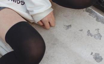 少女秩序 – 向小满的修女致敬，套图里的冷酷与温柔