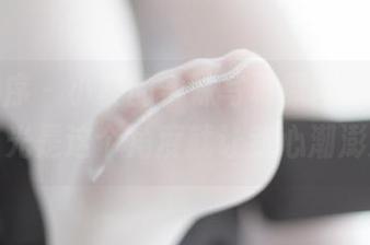 少女秩序 – 小葵的学妹写真原图，别的不说，光是这个角度就让我心潮澎湃。