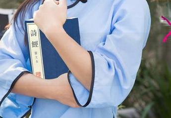 尤果网 – 似乎很想要的王尔琳吊带全套，谁来帮我下载？