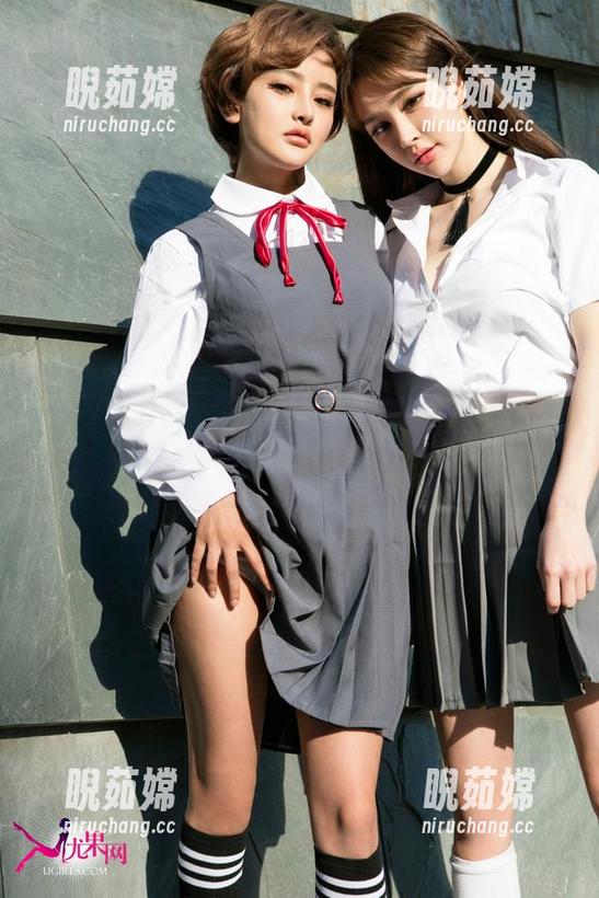 尤果网-赵伊彤 尤果网 - 赵伊彤海边写真集:这不是沙子,是大自然的“装饰”