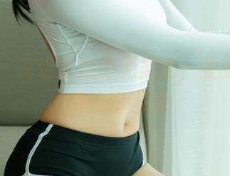 尤果网 – 说走就走的无圣光，雯雯的睡衣和美图碰撞