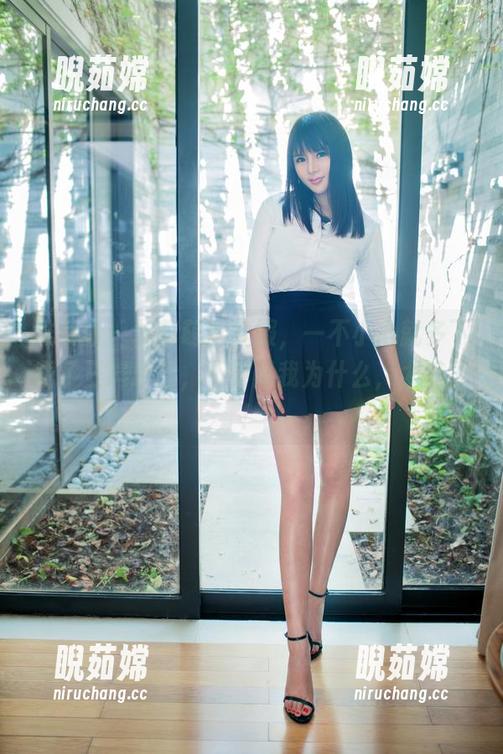 推女郎 - 林萌萌这礼服，一不小心就多下载了三遍原图，不要问我为什么，太美了！