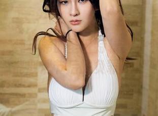 推女郎 – 纯小希的圣诞特辑：一个下载就能取消节后的负罪感！