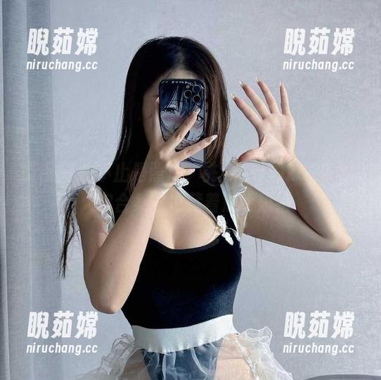 桃沢樱呀 微密圈 - 不止是照片,桃沢樱呀的2022-2023合集中也藏着点啥思绪