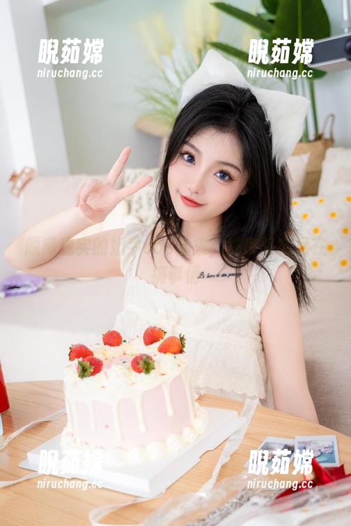 桃良阿宅 脱离现实的奶牛cos合集,桃良阿宅又在搞事情