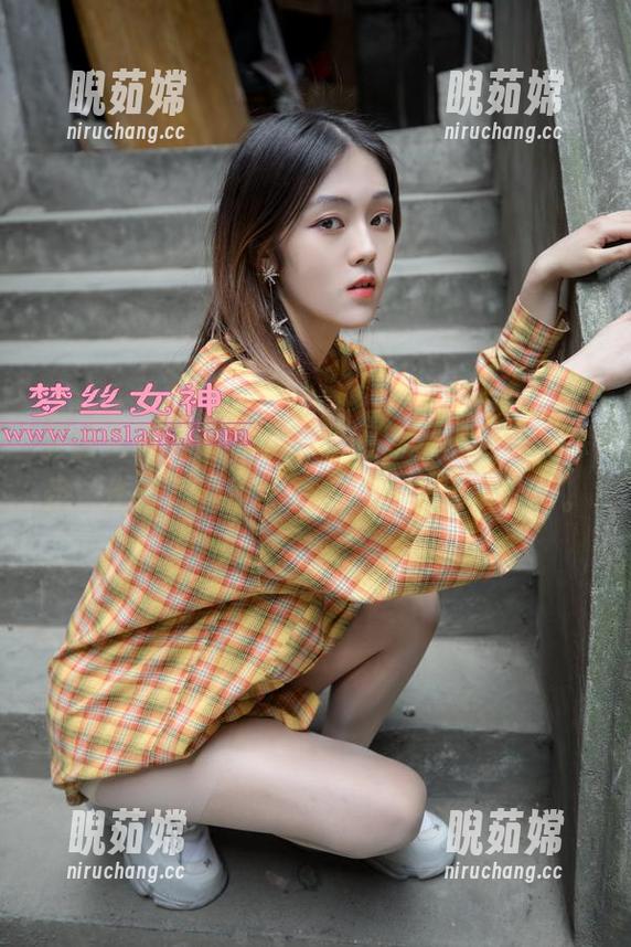 梦丝女神-花月舞 梦丝女神 - 被花月舞的图库吸引,这‘裸足’作品倒是让我开始琢磨穿什么鞋好。