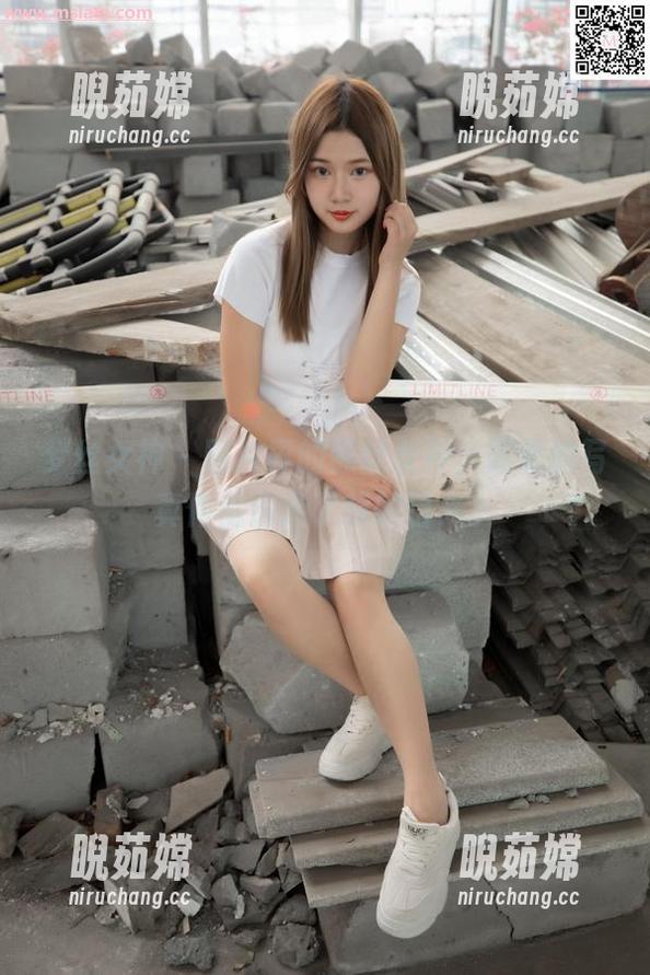 梦丝女神-苏柔 梦丝女神 - 图片界的黑丝女神,苏柔的写真作品偷走了我的目光。