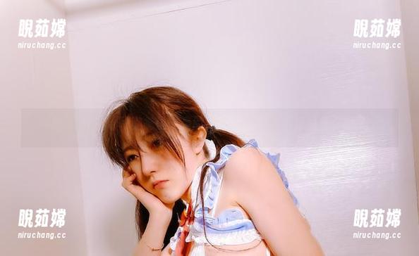 樱晚gigi最新写真集里轻袅的姿态，哦，真不知说什么好了。