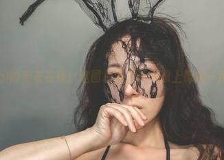 樱晚gigi的毛衣在线！这图片看了让人想上街找一件同款。